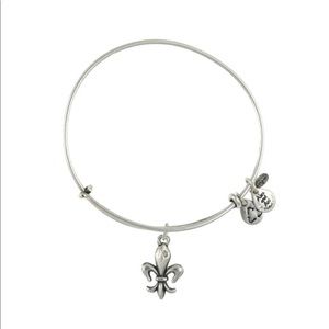 NEW ✨ Alex and Ani fleur-de-lis bracelet
